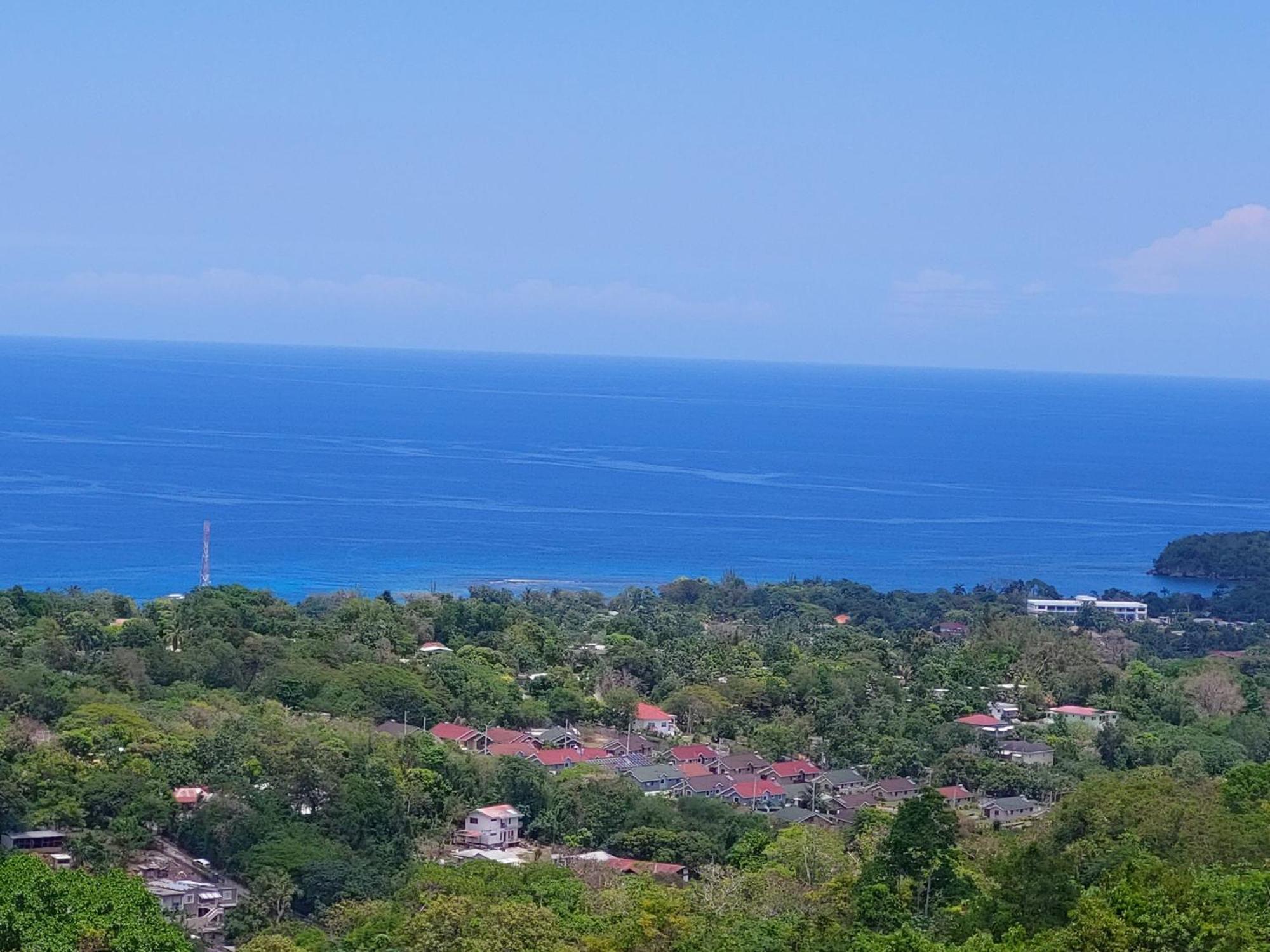 Pyramid Joy, 2 Bedroom Villa, Ocho Rios, Jamaica Bagian luar foto